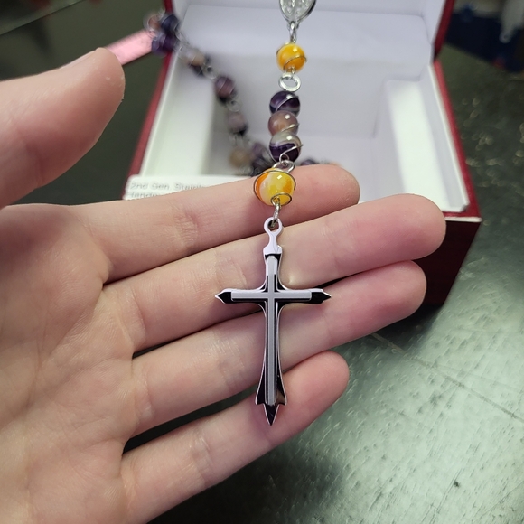 Dyed Agate Handmade Rosary - Picture 2 of 5